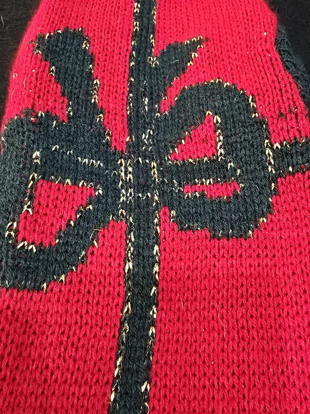 Red Knit Dog Holiday Sweater with Green/Gold Bow #687